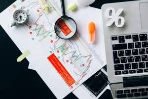 CFD na kryptowaluty vs. zakup rzeczywistych tokenów